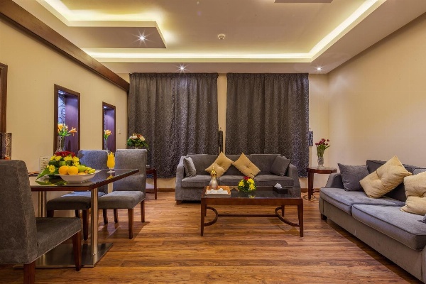 Revan Palace Main image